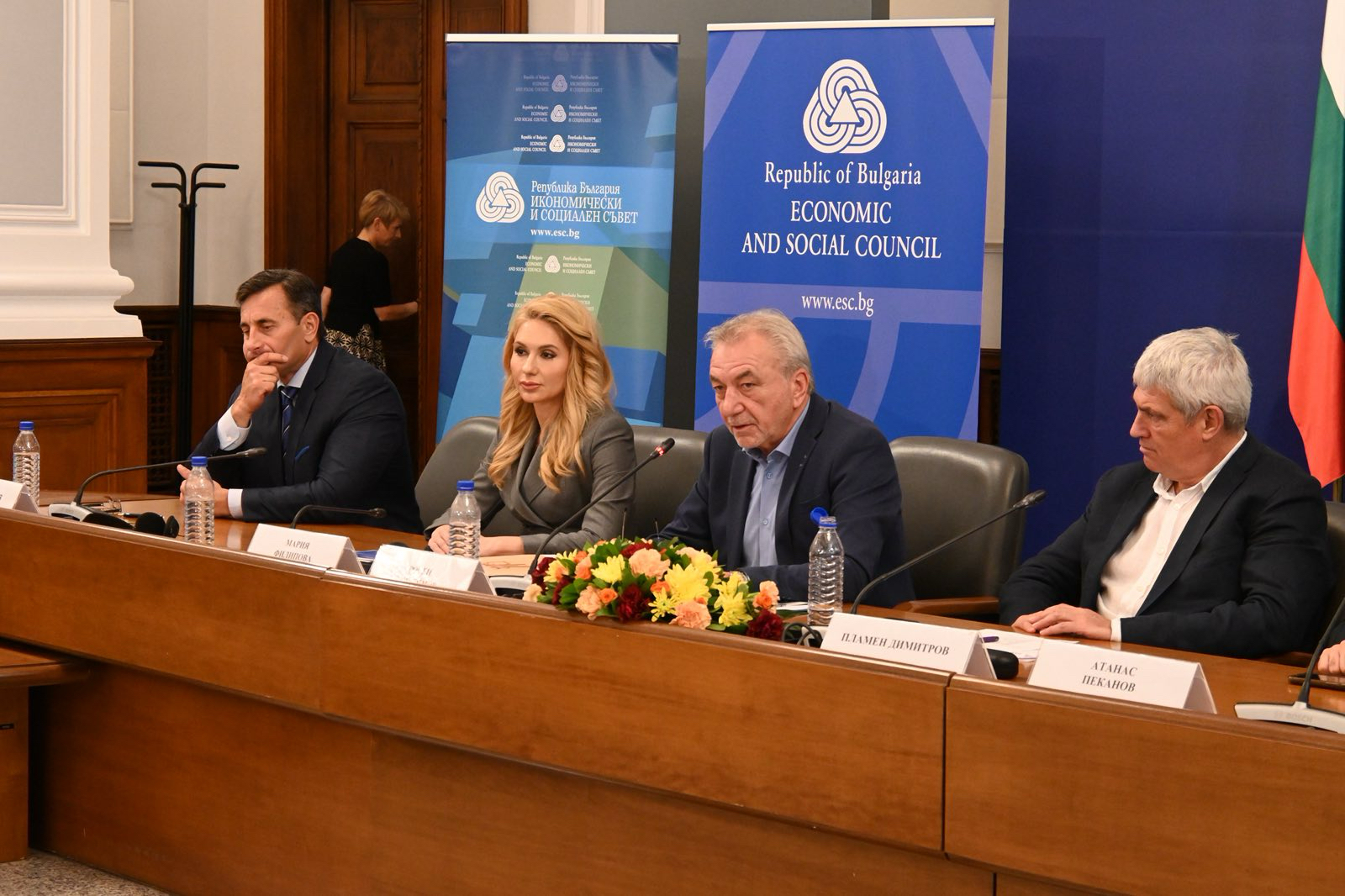 Росен Карадимов: Приемането на еврото е шанс за възстановяване на доверието в институциите