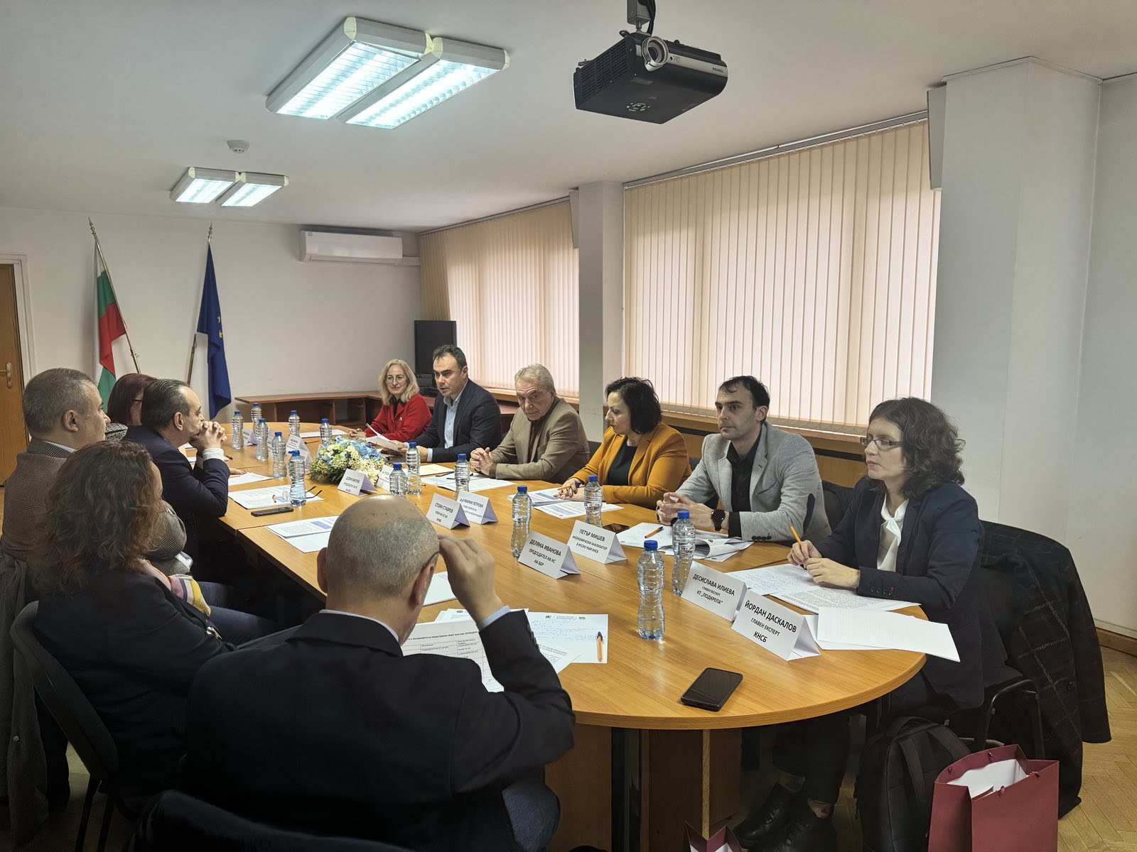 КЗК представи напредъка по секторния анализ на пазара на храните пред Обществения съвет